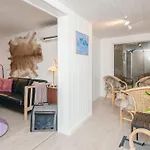 4 Star In Bording Feriehus Korning
